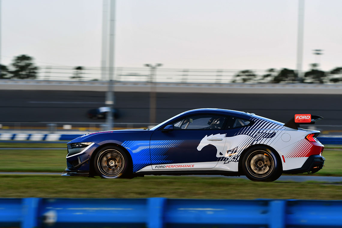 GT4 Track Photo